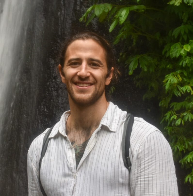 Cesar Medina, field biologist behind Wildlife Nomads